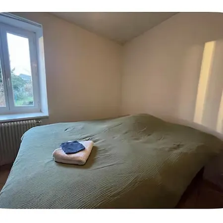 Chambre dans maison habitée * Barbaste