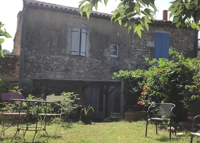 Hébergement de vacances Maison de campagne *